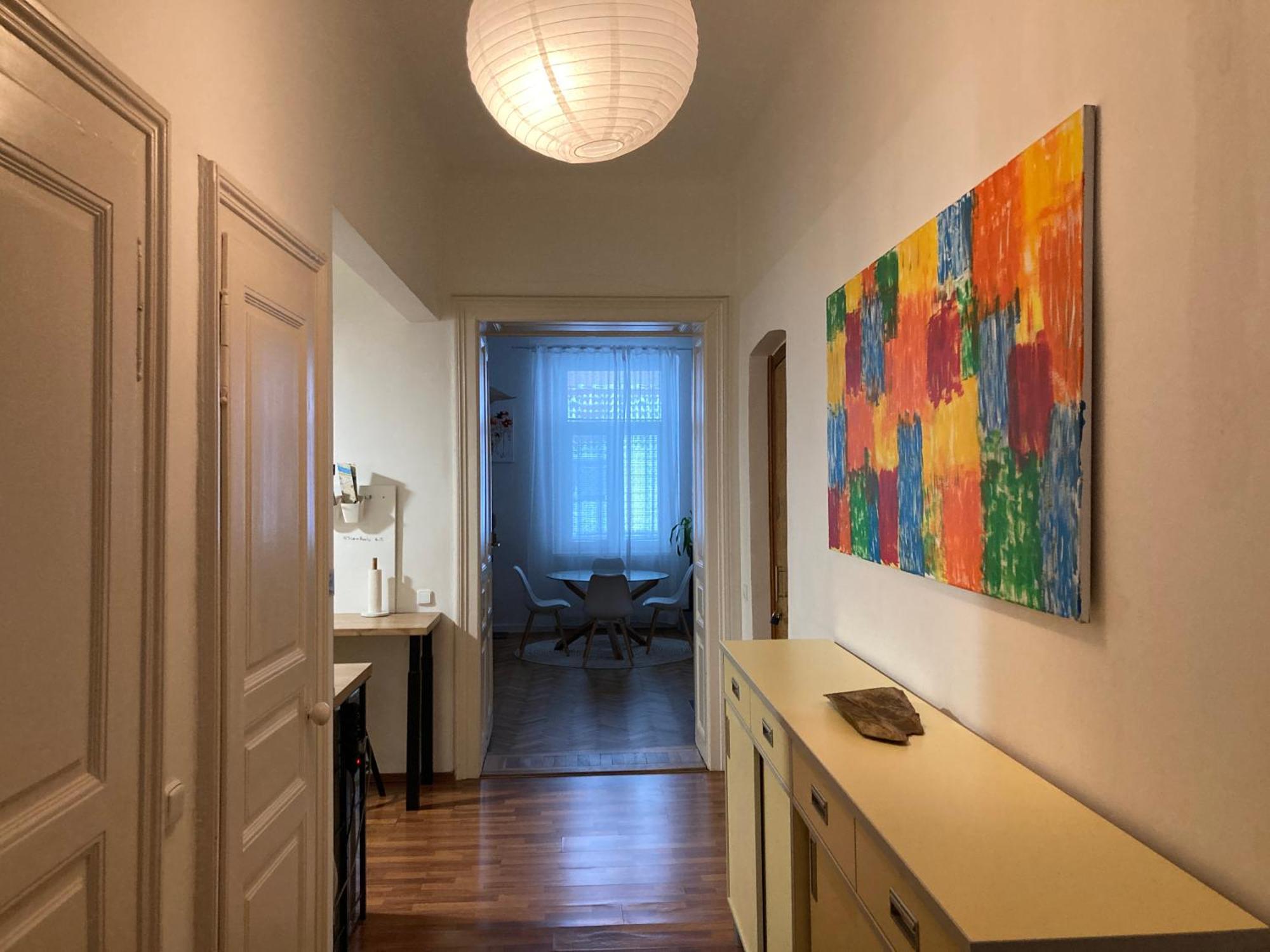 Downtown 3 Bdr Charm - Walk To All Attractions Bratislava Bagian luar foto